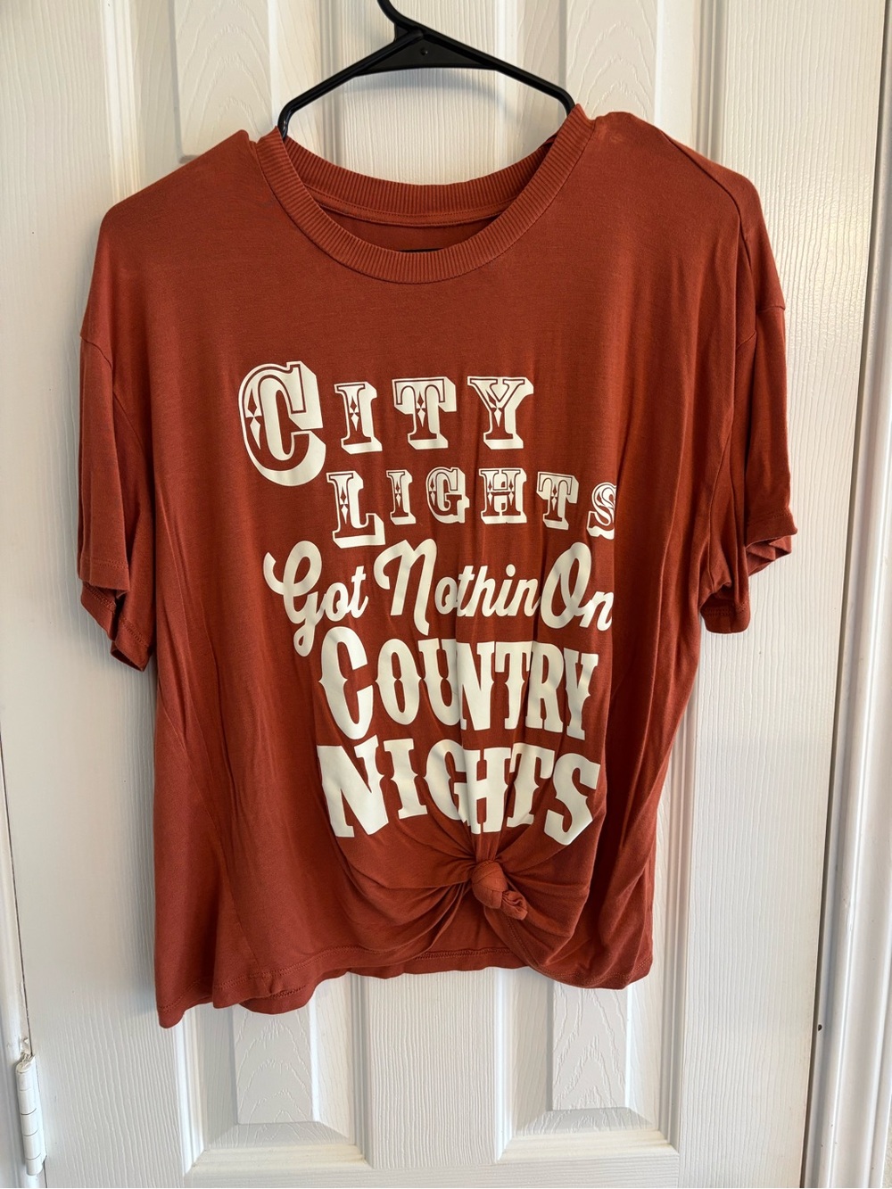True Craft Country Nights Graphic Tee Womens Large Rust Western Boho Cowgirl Top